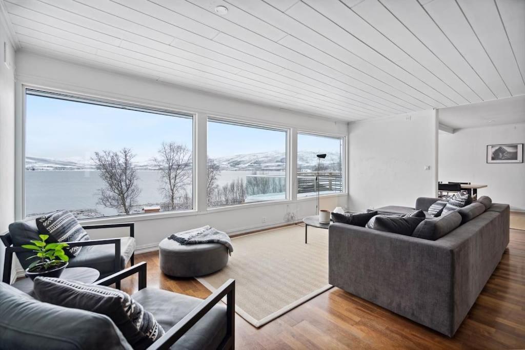 Hus Med Egen Strandlinje Тромсё Экстерьер фото